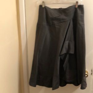 Skirt great color unique design .